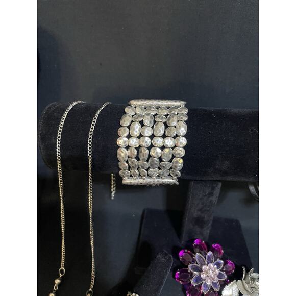 Vintage To Now Lot Silver tone Jewelry Necklace Bracelet Earrings Ring Brooch - Picture 10 of 10